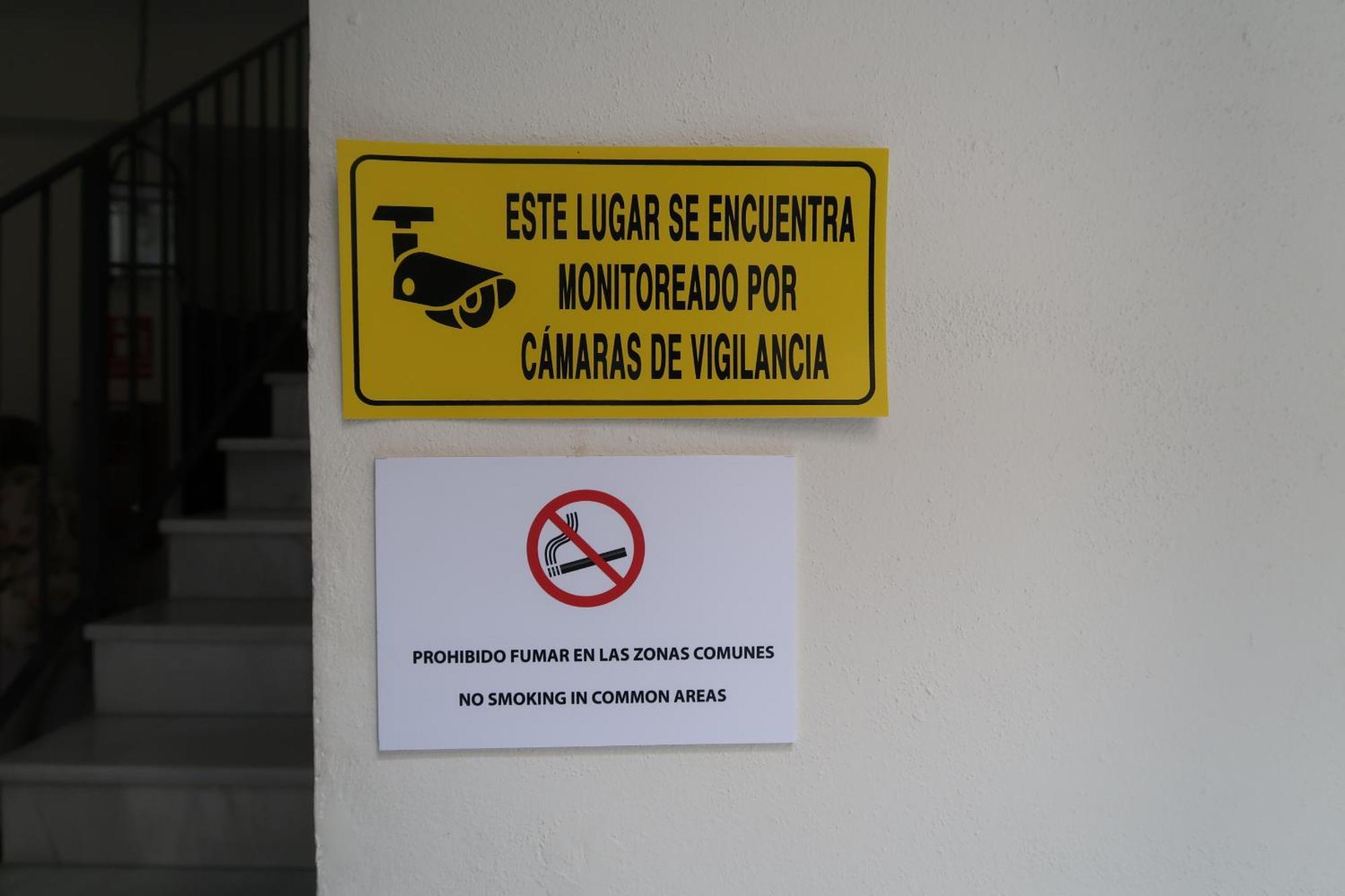 J & E Malaga Center Apartamentos מראה חיצוני תמונה