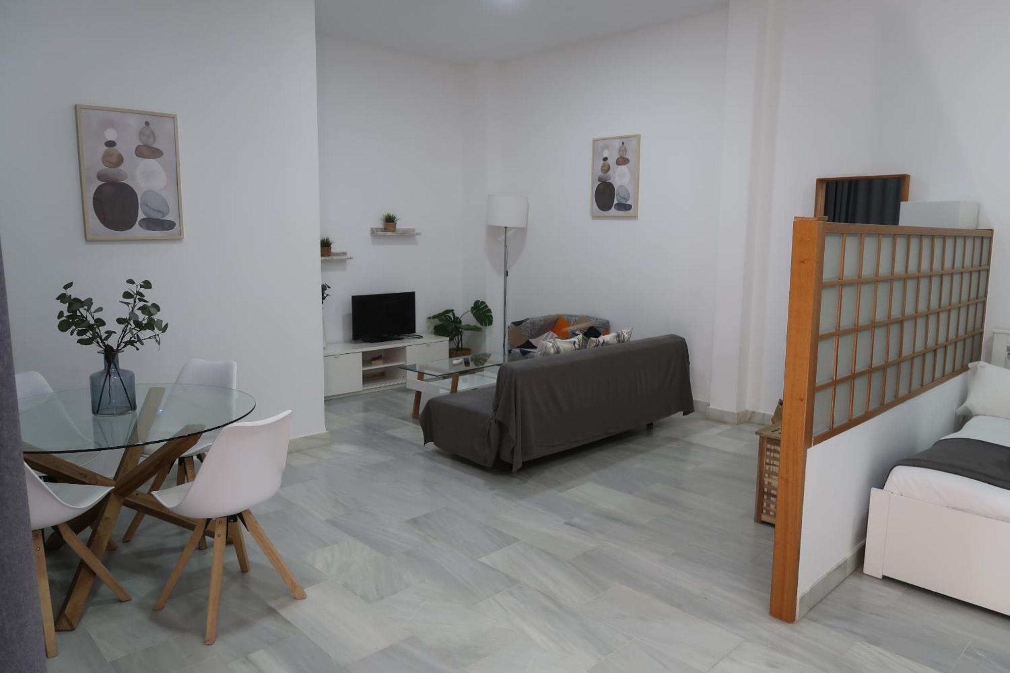 J & E Malaga Center Apartamentos מראה חיצוני תמונה